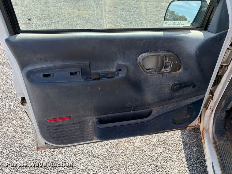 image for item EW7596 1998 Chevrolet C2500 pickup truck