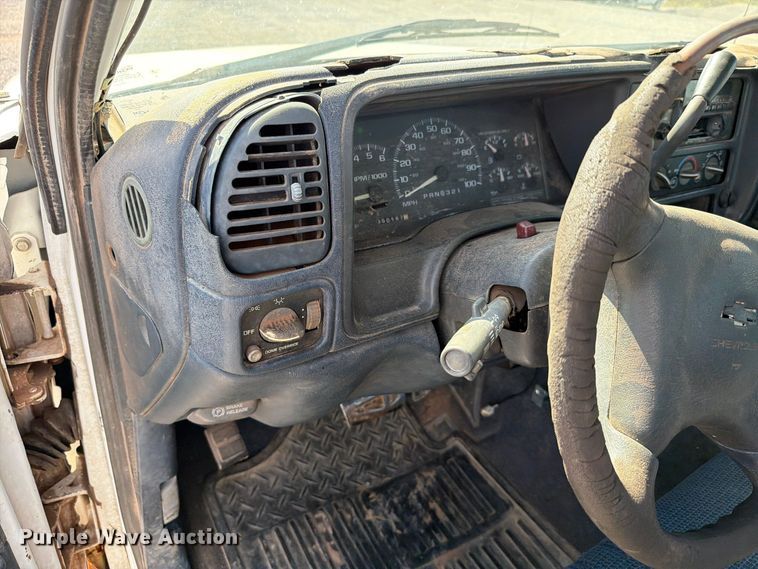 image for item EW7596 1998 Chevrolet C2500 pickup truck