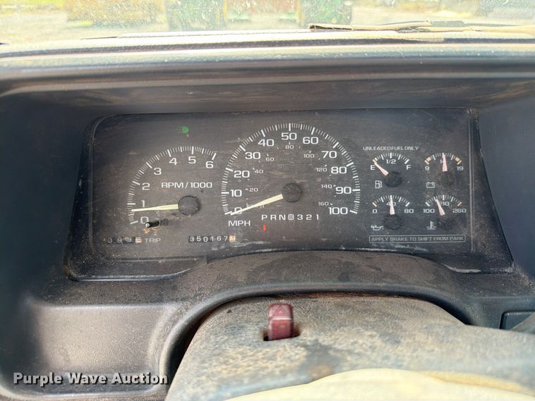 image for item EW7596 1998 Chevrolet C2500 pickup truck