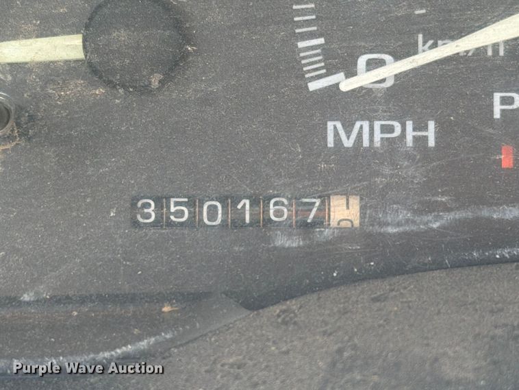 image for item EW7596 1998 Chevrolet C2500 pickup truck