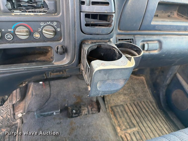 image for item EW7596 1998 Chevrolet C2500 pickup truck