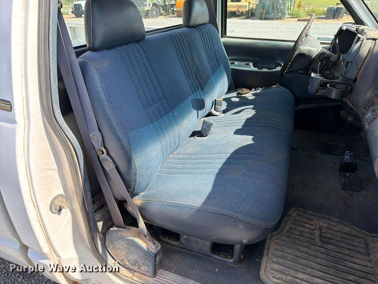 image for item EW7596 1998 Chevrolet C2500 pickup truck