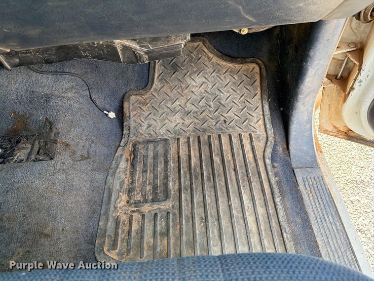 image for item EW7596 1998 Chevrolet C2500 pickup truck