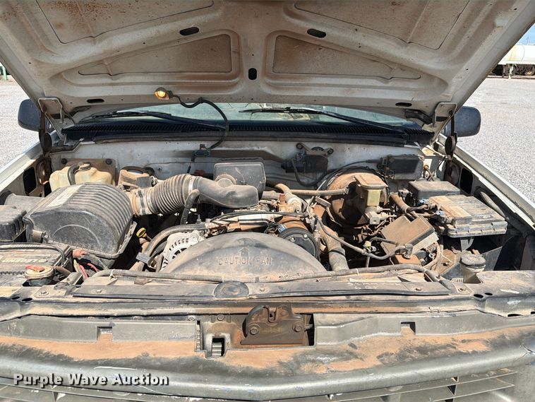 image for item EW7596 1998 Chevrolet C2500 pickup truck
