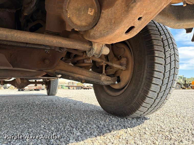 image for item EW7596 1998 Chevrolet C2500 pickup truck