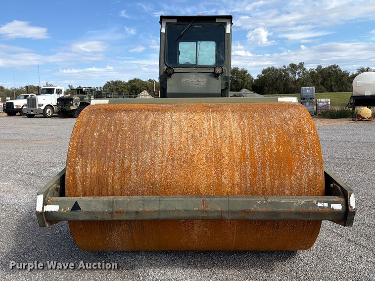 image for item EW7599 RayGo Inc. single drum vibratory roller
