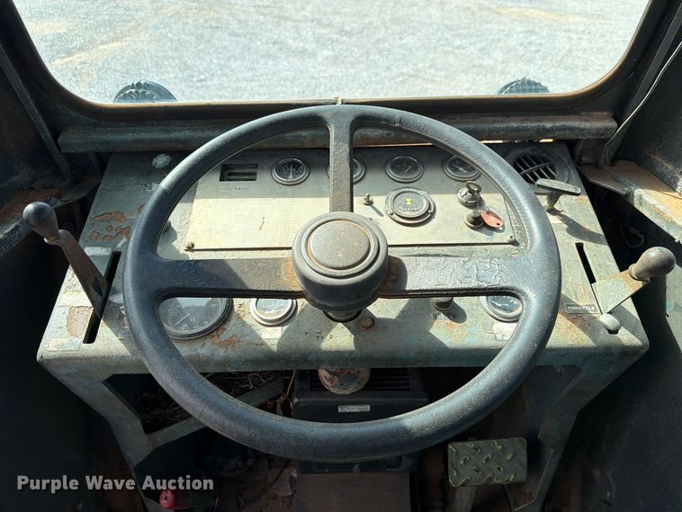 image for item EW7599 RayGo Inc. single drum vibratory roller