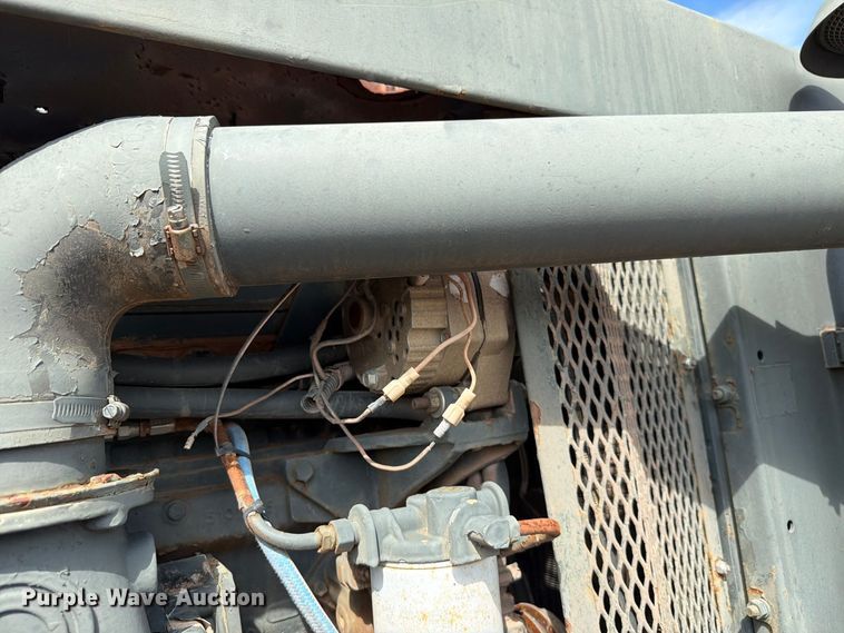image for item EW7599 RayGo Inc. single drum vibratory roller