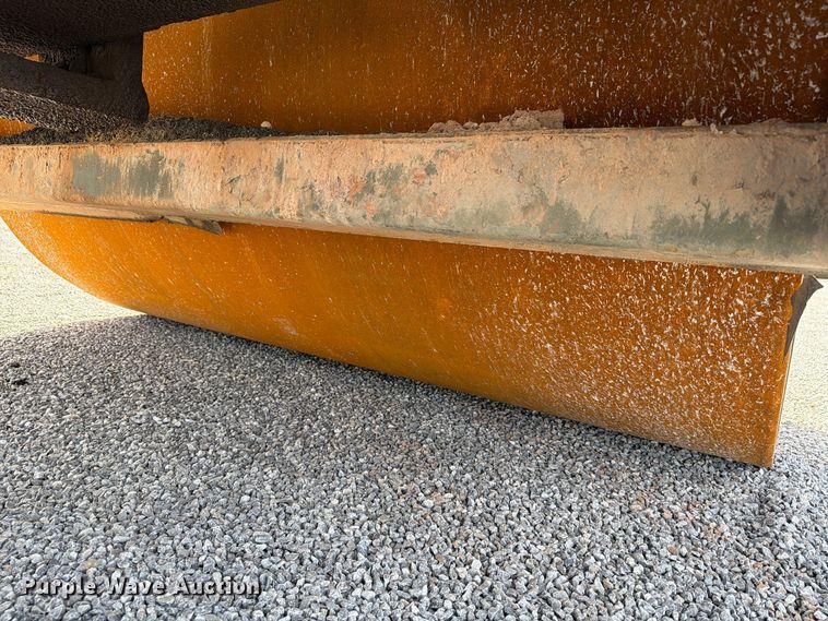 image for item EW7599 RayGo Inc. single drum vibratory roller