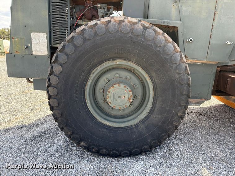 image for item EW7599 RayGo Inc. single drum vibratory roller