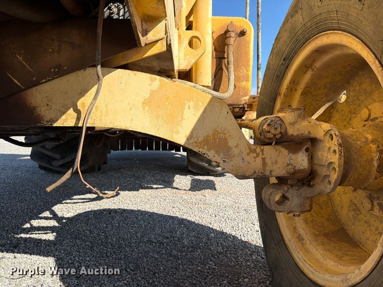 image for item EW7601 1990 Bomag MPH100R soil stabilizer / reclaimer