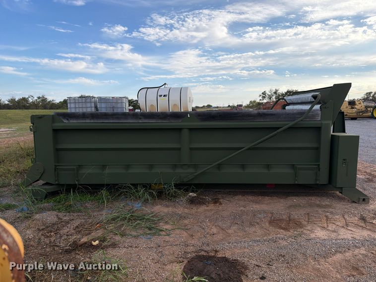 image for item EW7602 2002 Crysteel Mfg. XM6 hook lift dump bed