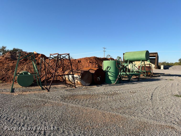 image for item EW7605 (6) tanks