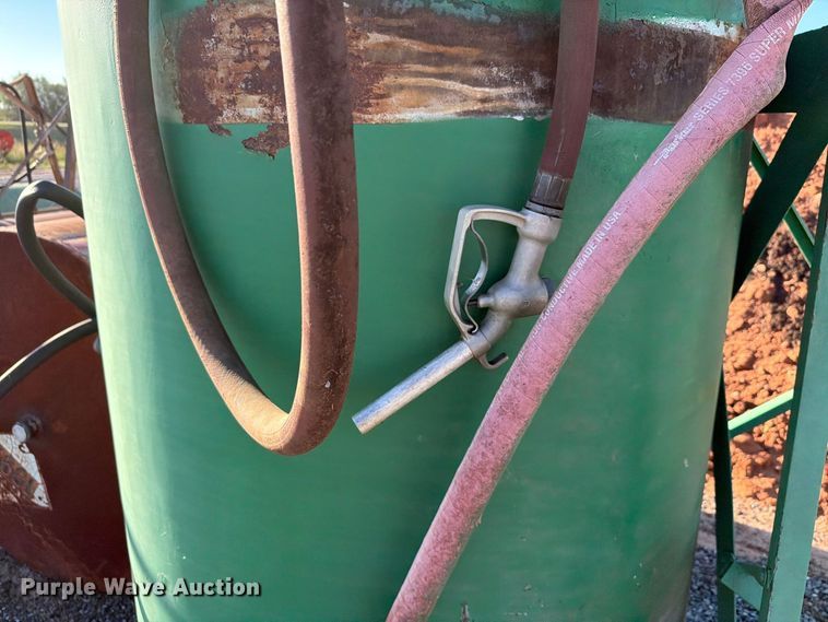 image for item EW7605 (6) tanks