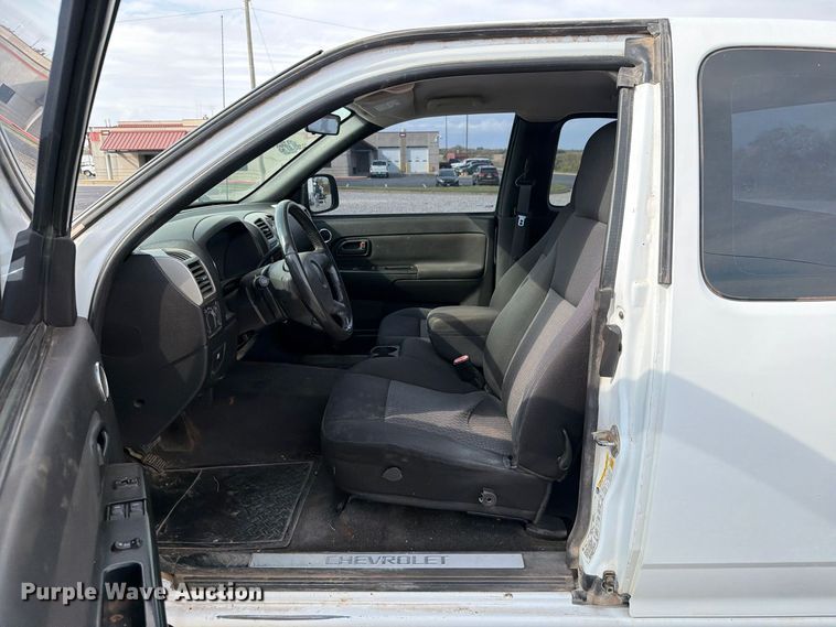 image for item EW7636 2007 Chevrolet Colorado Ext. Cab pickup truck