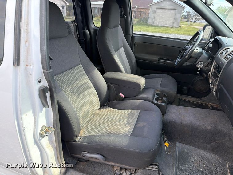 image for item EW7636 2007 Chevrolet Colorado Ext. Cab pickup truck