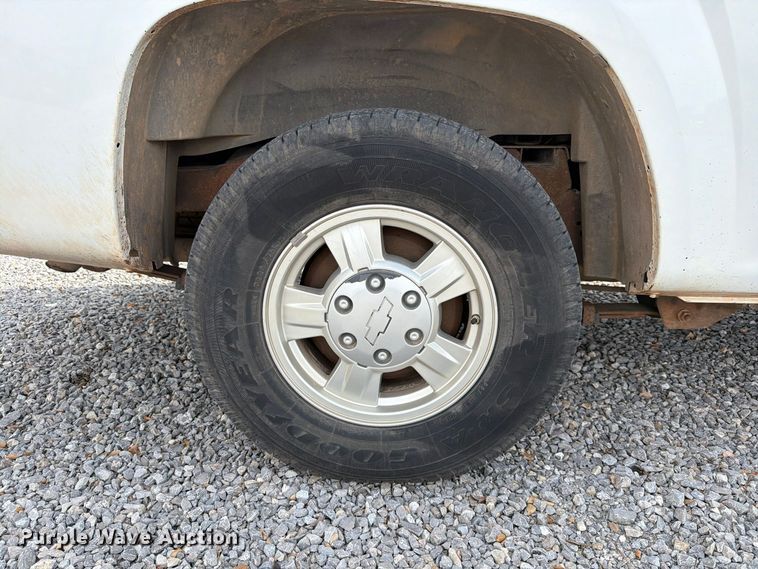 image for item EW7636 2007 Chevrolet Colorado Ext. Cab pickup truck
