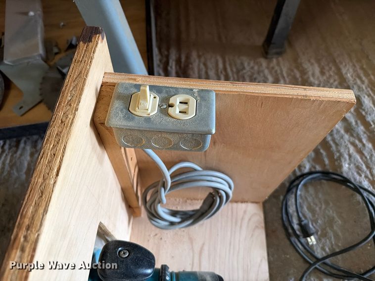 image for item EW7638 Carpentry tools