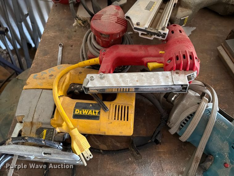 image for item EW7638 Carpentry tools