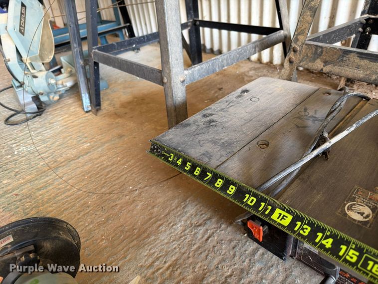 image for item EW7638 Carpentry tools