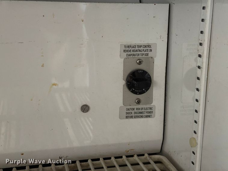 image for item EW7660 True TSSU- 27-08 fridge