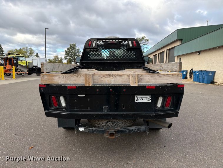 image for item EX1070 2011 Ford F250 Super Duty flatbed pickup truck