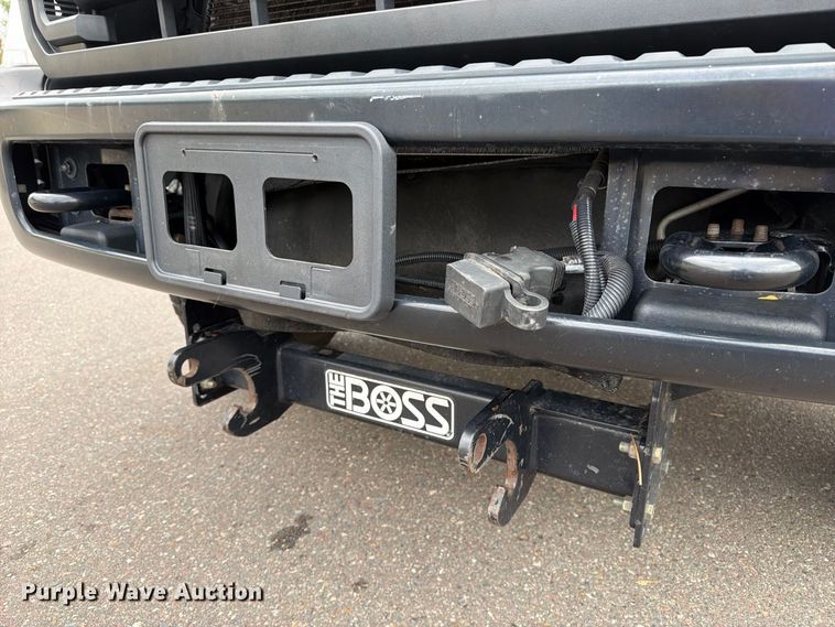 image for item EX1070 2011 Ford F250 Super Duty flatbed pickup truck