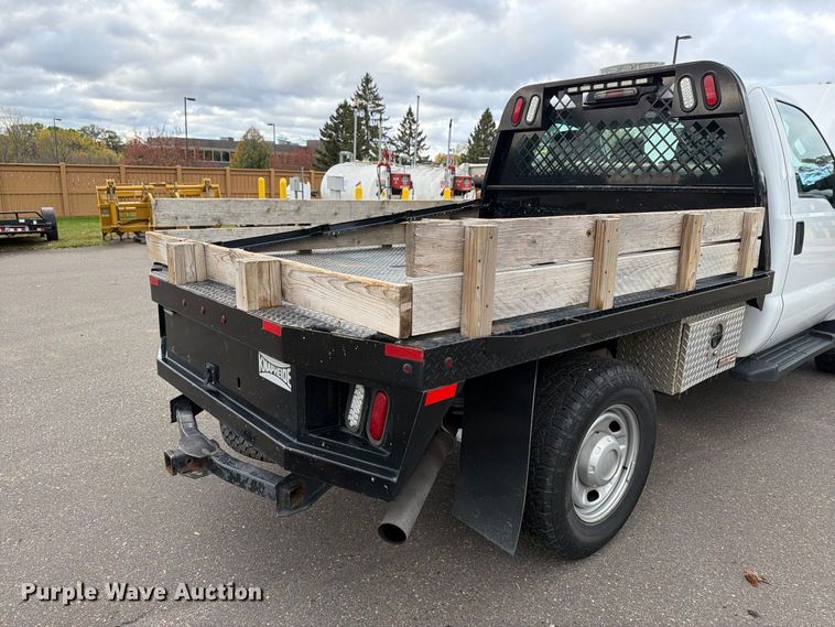 image for item EX1070 2011 Ford F250 Super Duty flatbed pickup truck