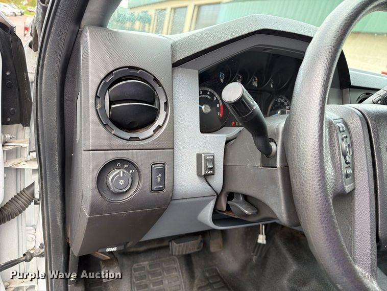 image for item EX1070 2011 Ford F250 Super Duty flatbed pickup truck