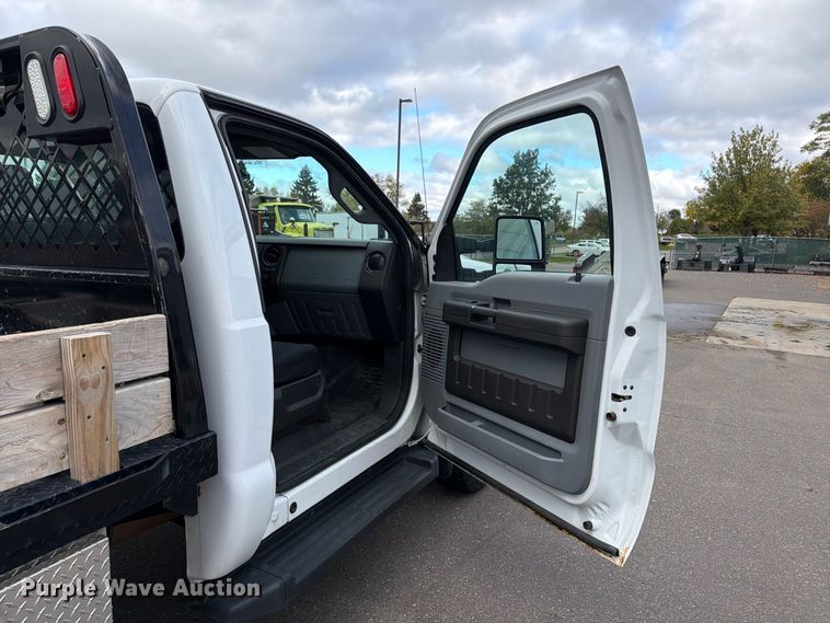 image for item EX1070 2011 Ford F250 Super Duty flatbed pickup truck