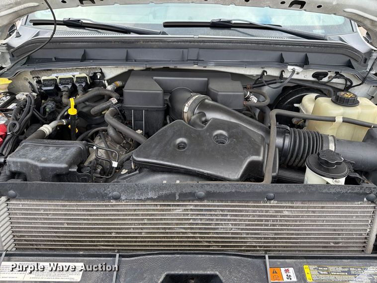 image for item EX1070 2011 Ford F250 Super Duty flatbed pickup truck