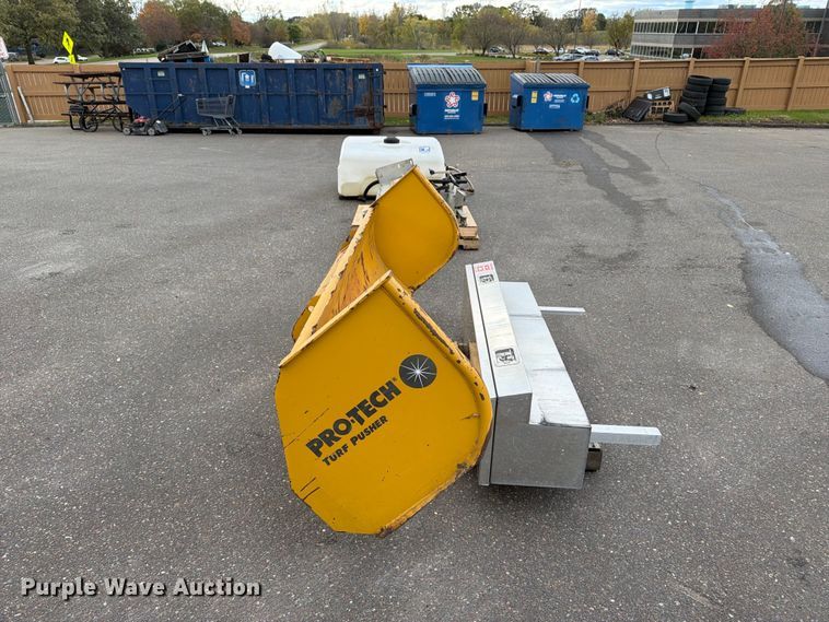 image for item EX1072 Snow removal equipment