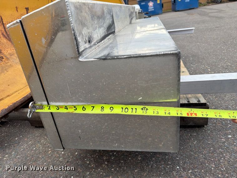 image for item EX1072 Snow removal equipment