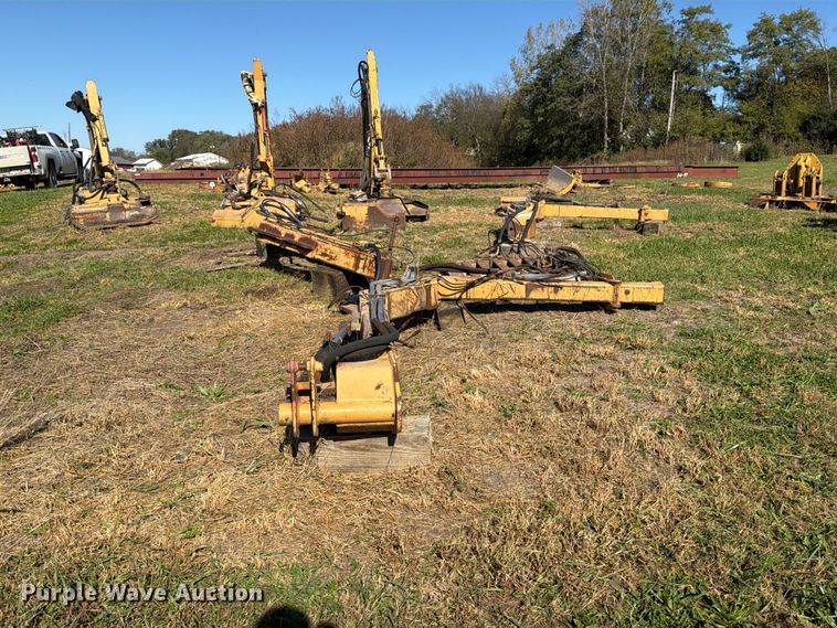 image for item EX1094 (3) Side boom mower arms