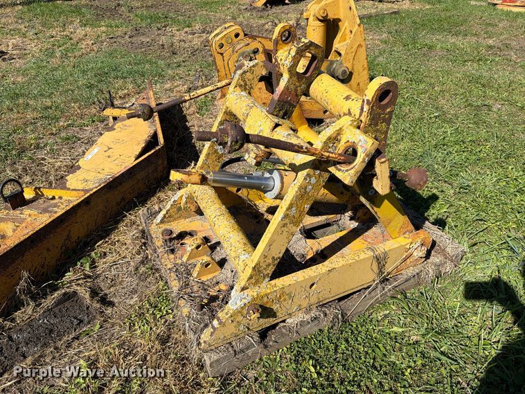 image for item EX1098 Motor Grader front lift group
