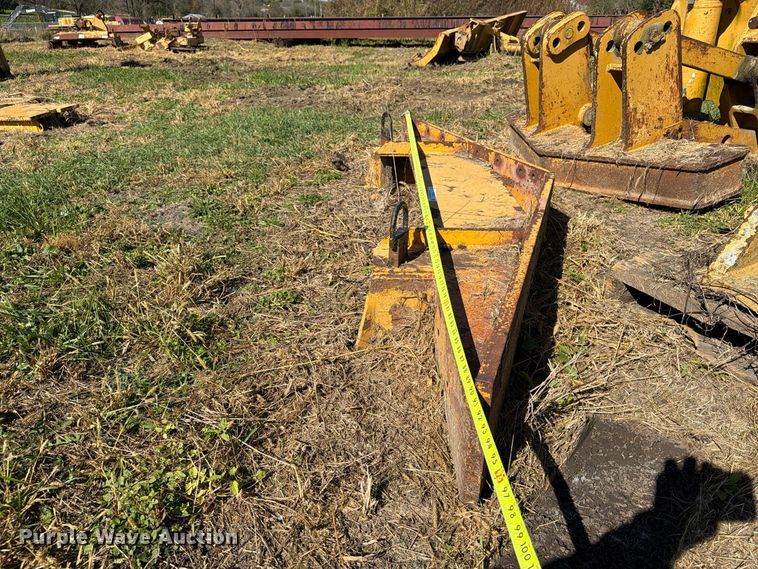 image for item EX1098 Motor Grader front lift group