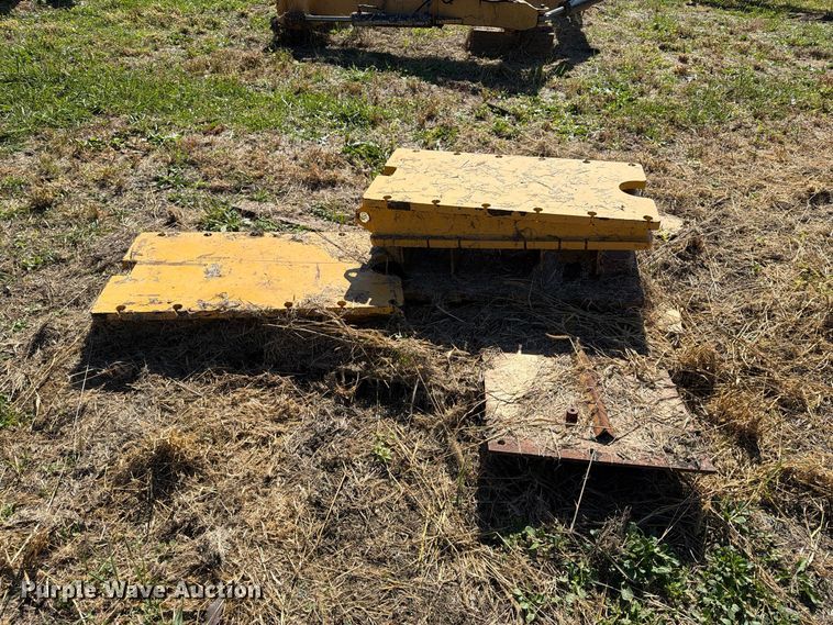 image for item EX1098 Motor Grader front lift group