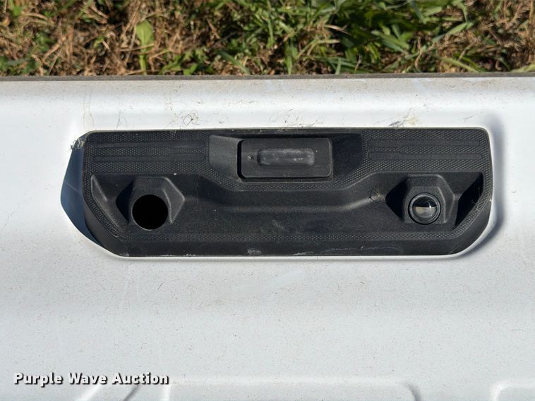 image for item EX1101 Assorted truck parts