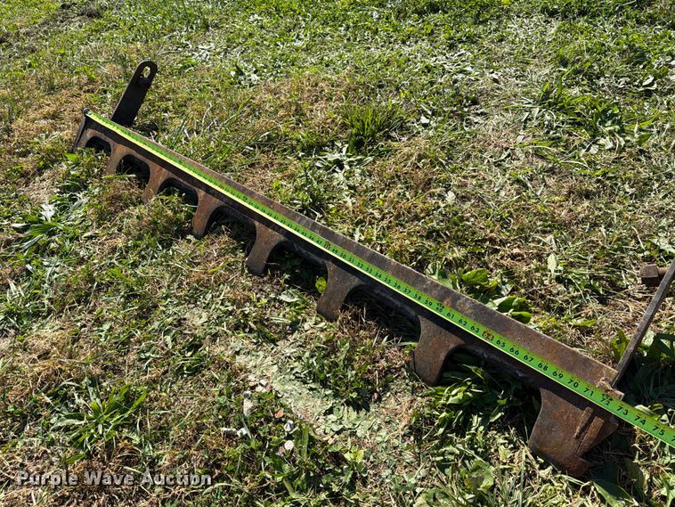 image for item EX1104 Bolt on cutting edge with teeth