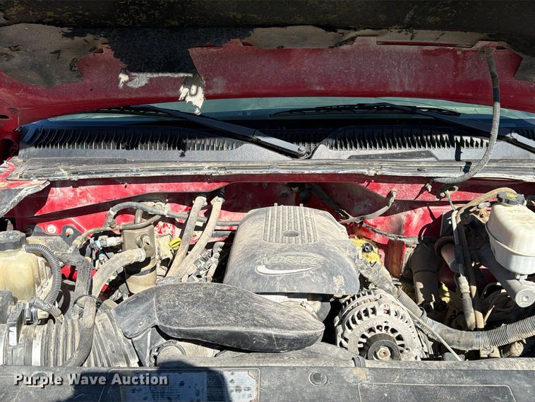 image for item EX1107 2006 Chevrolet Silverado 2500HD Crew Cab pickup truck