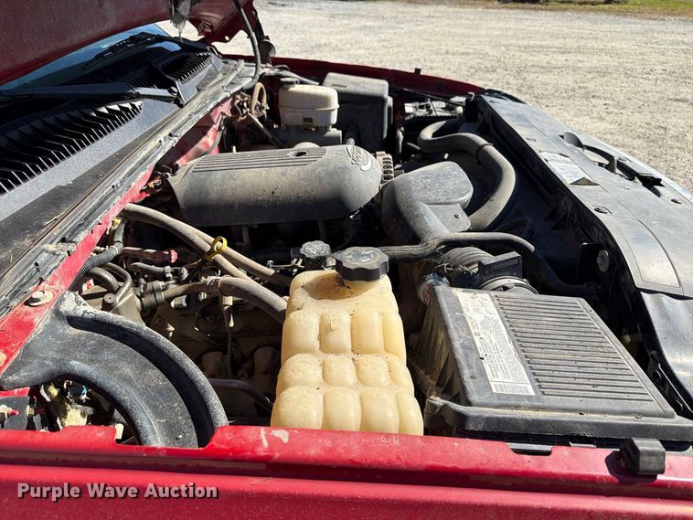 image for item EX1107 2006 Chevrolet Silverado 2500HD Crew Cab pickup truck