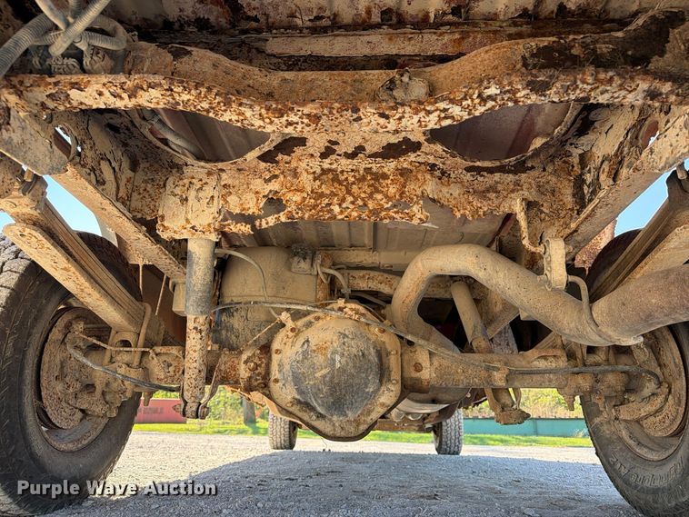 image for item EX1107 2006 Chevrolet Silverado 2500HD Crew Cab pickup truck
