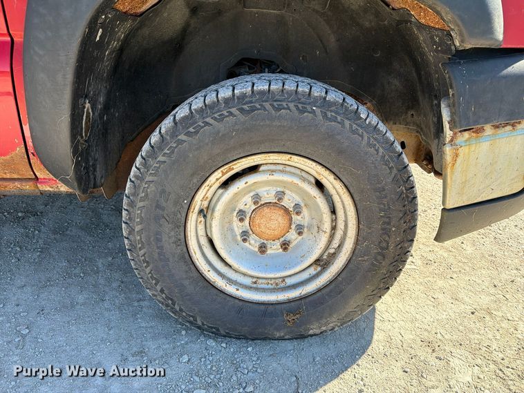 image for item EX1107 2006 Chevrolet Silverado 2500HD Crew Cab pickup truck