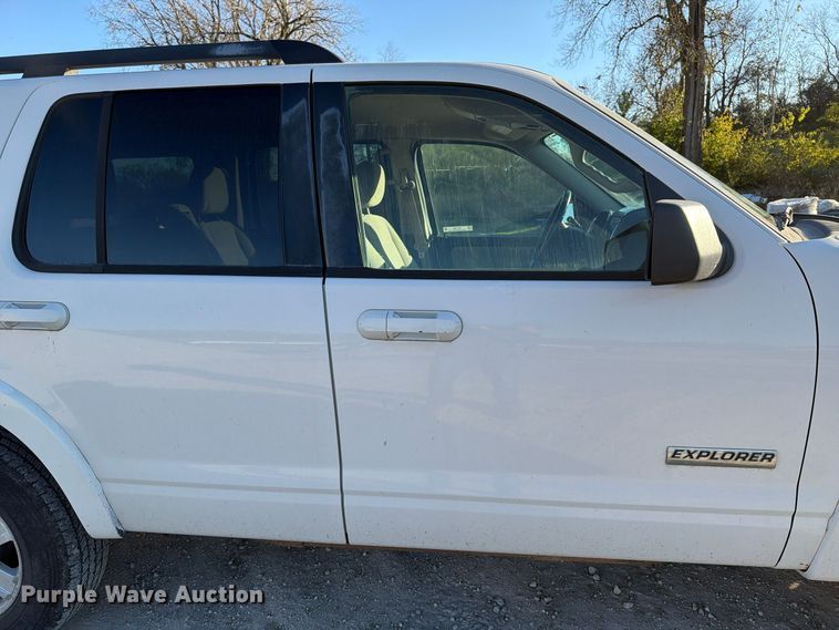 image for item EX1108 2008 Ford Explorer SUV
