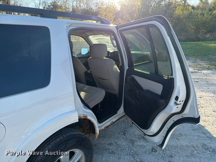 image for item EX1108 2008 Ford Explorer SUV
