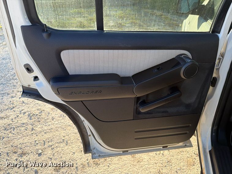 image for item EX1108 2008 Ford Explorer SUV