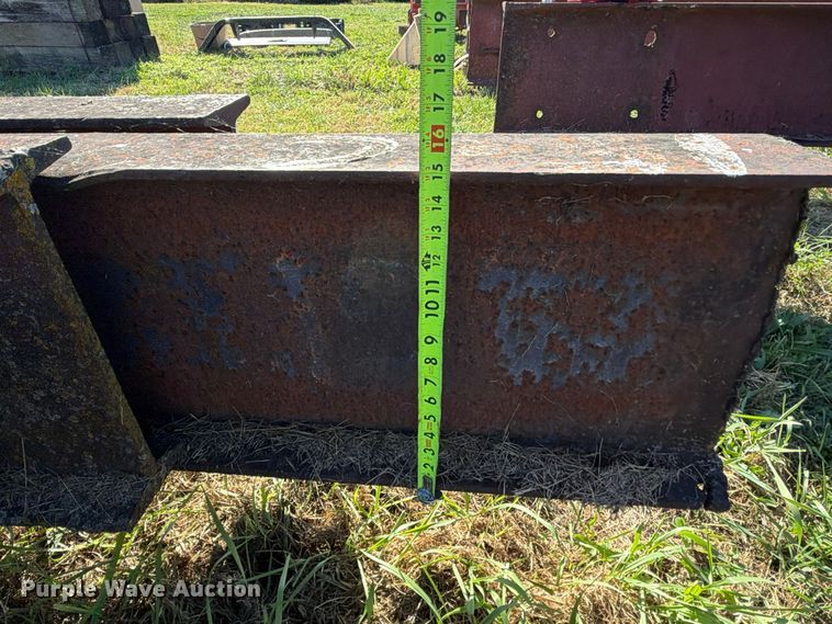 image for item EX1112 (8) I-beams