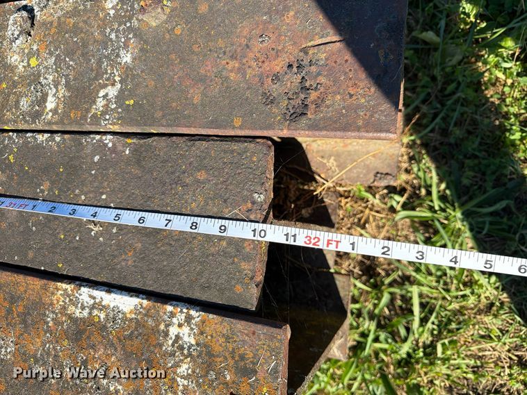 image for item EX1112 (8) I-beams