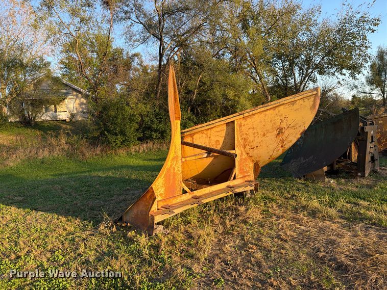 image for item EX1119 V plow