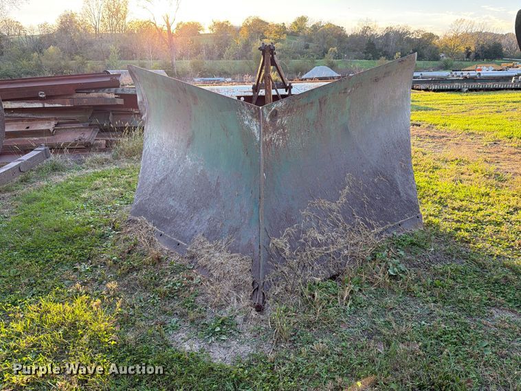 image for item EX1120 V Plow